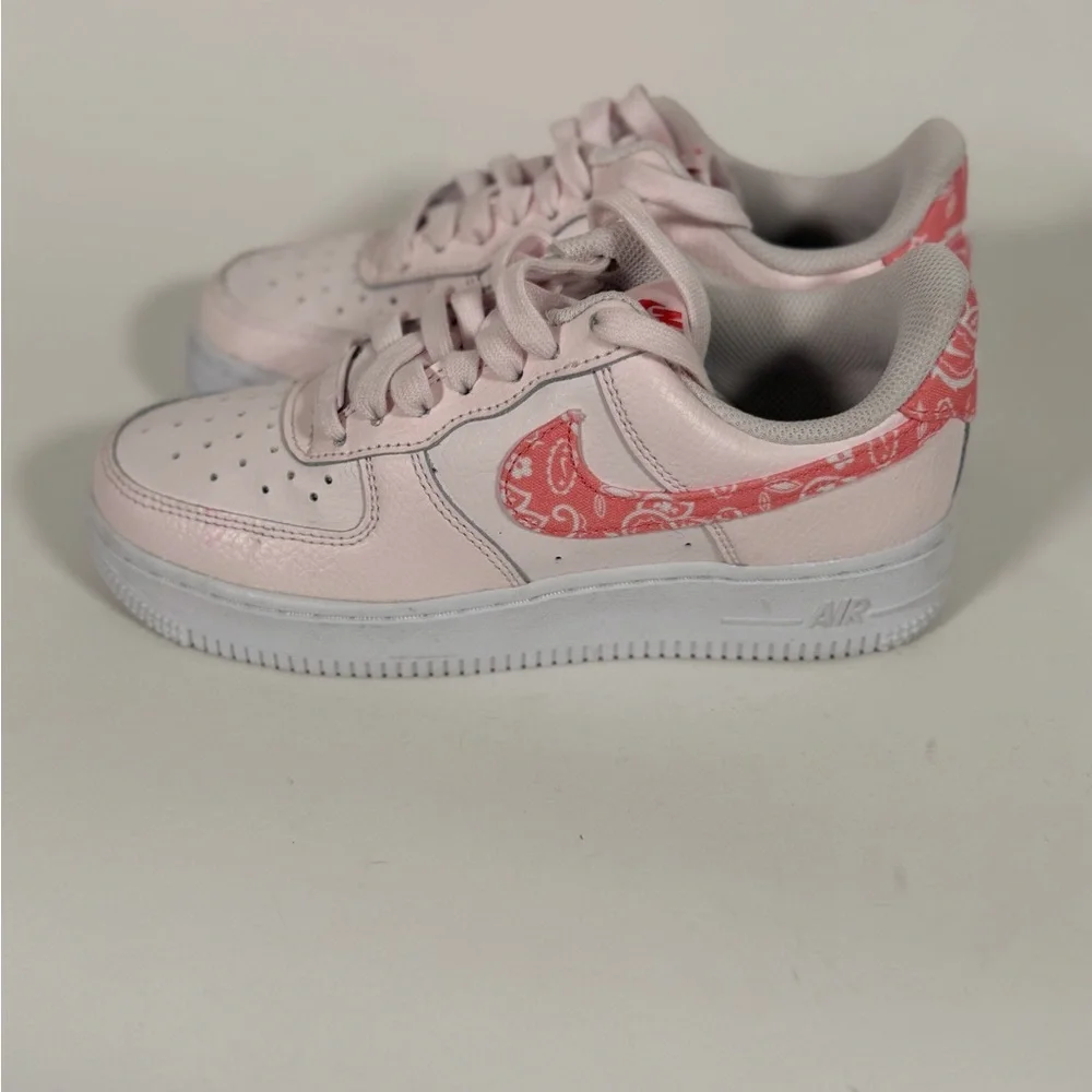 NWOB Nike Air Force 1 '07 Women's Shoes - Picture 5 of 7